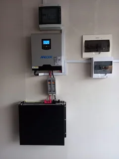 Mecer Inverter and battery