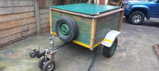 Cooler box trailor with papers