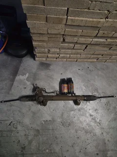 Toyota hilux 30d4d 4x2 steering rack for sale