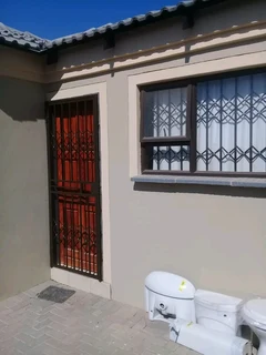 Aluminium units,windows,Pivot doors