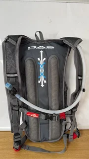 First Ascent Aqueous II 2 L Hydration Pack — Brand New