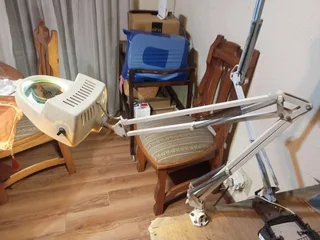 Vintage magnifying lamp