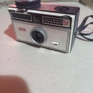 Vintage Kodak Instamatic 154