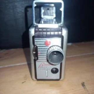 Vintage Eastman Kodak Brownie plus original leather field case