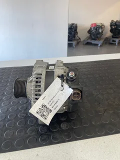 Toyota Hilux 2.0 VVTi Alternator for sale (1TR-FE)