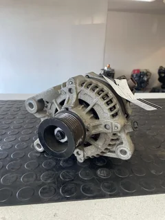 Toyota Hilux 2.0 VVTi Alternator for sale (1TR-FE)