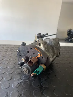 Renualt 1.9 DCi Diesel Pump for sale (F9Q)