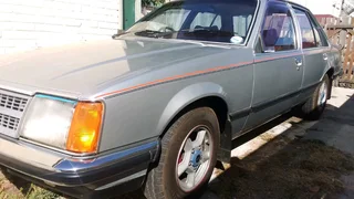 Chevrolet commodore Gl straight 6 Automatic