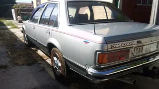 Chevrolet commodore Gl straight 6 Automatic