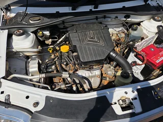 2021 Nissan np200  1.6 A/C p/u