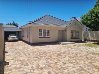 3 Bedroom Home for Rental in Rondebosch (Milner Rd)