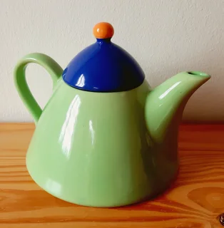 Apple Green Teapot.