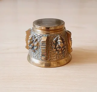 Brass Lion Pot