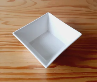 Small Maxwell & Williams Square Dish
