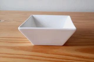 Small Maxwell &amp; Williams Square Dish
