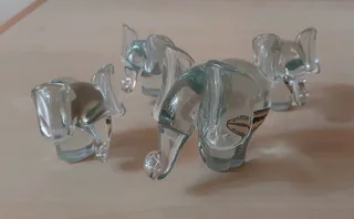 Ngwenya Glass Elephant Family of 4.
