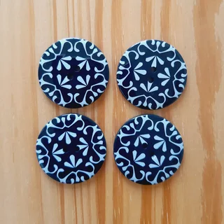 Black & White Buttons. Set of 4.
