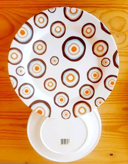 Melamine Plates and Platters. Set of 20.