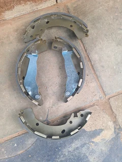 Hyundai i10 brake shoes