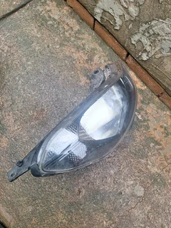 Hyundai grand i10 right headlamp