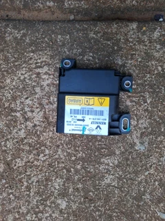 Nissan np200/sandero airbag module