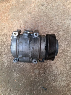 Toyota quantum aircon pump