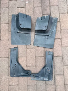 Toyota quantum mudflaps