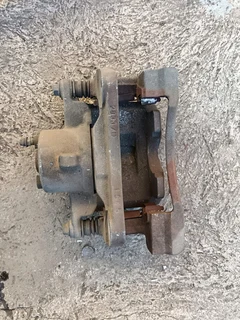 Toyota run x right front caliper
