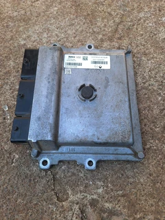 Renault clio 4 computer box