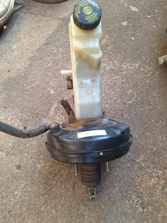 Toyota corolla/run x brake booster