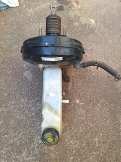 Toyota corolla/run x brake booster