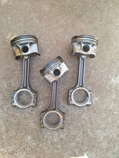 Clio 4/sandero  900t piston n conrod