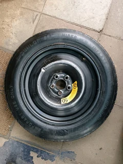 Mercedes benz Ml 18" biscuit sparewheel