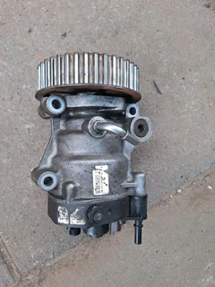 Nissan np200 DCI K9K diesel pump