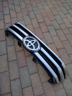 TOYOTA hilux gd6 grill