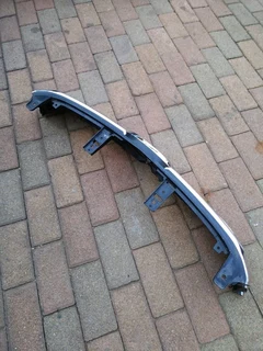 TOYOTA hilux gd6 grill