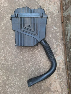 Nissan np200 airfilter housing