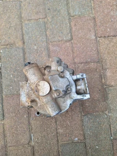 Toyota corolla 1zr aircon pump