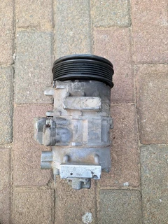 Toyota corolla 1zr aircon pump