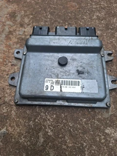 Nissan almera 2012 computer box