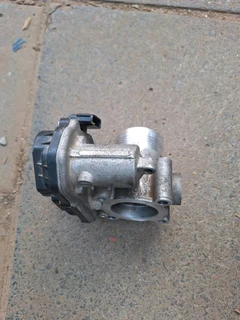 Hyundai g4hg throttle body
