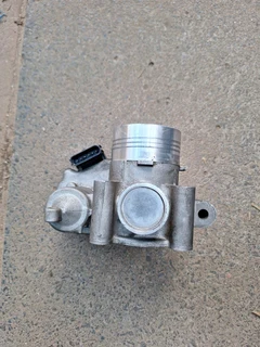 Hyundai g4hg throttle body