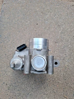 Hyundai g4hg throttle body