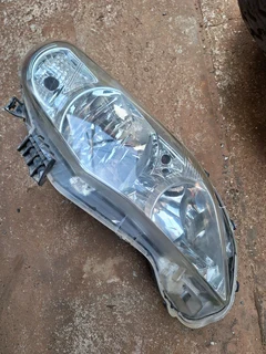 Toyota professional right headlamp