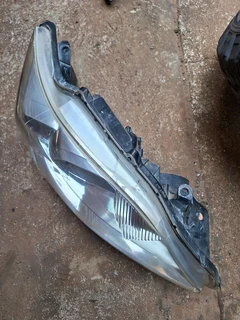 Toyota professional right headlamp