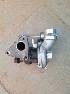 Nissan np200 DCI turbo