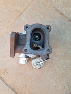 Nissan np200 DCI turbo