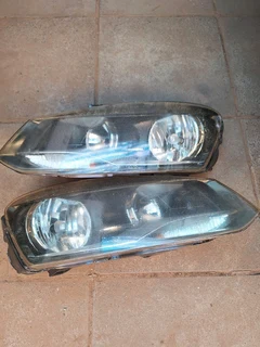 Polo 6 headlamps