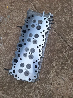 Toyota hilux/quantum 2KD cylinder head