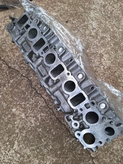 Toyota hilux/quantum 2KD cylinder head